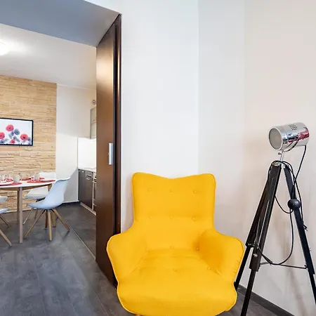 Hyper Central&super Comfy