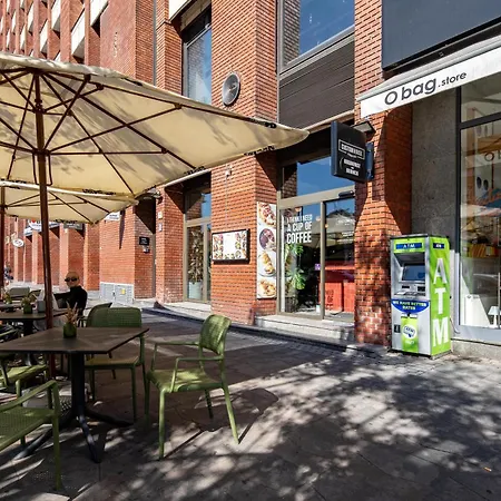 Hyper Central&super Comfy *